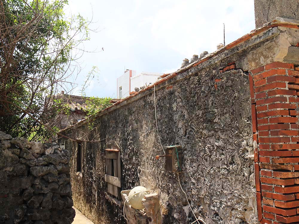 呂公派呂戊辰故宅港子村〇號