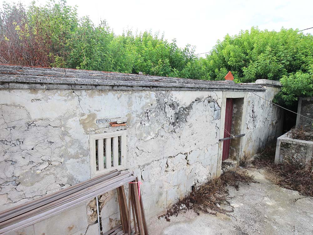 戴氏三合院通梁村〇號