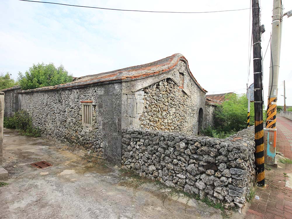 薛氏三合院通梁村〇號