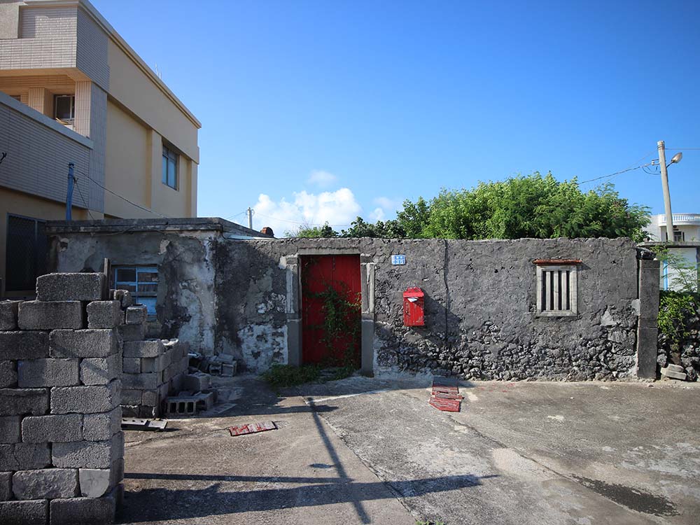 梁氏祖厝岐頭村〇號