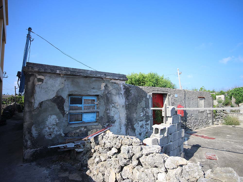 梁氏祖厝岐頭村〇號