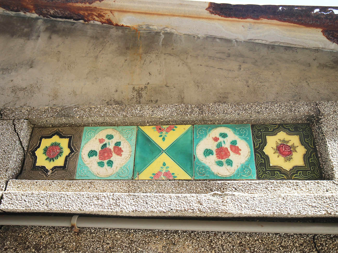 虎井古宅虎井里〇號對面