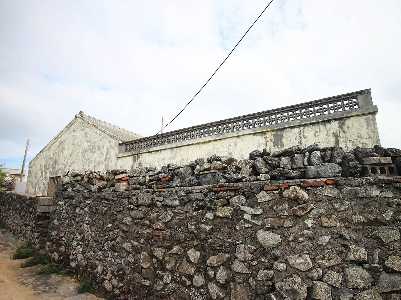 盧顯故居池東村〇號