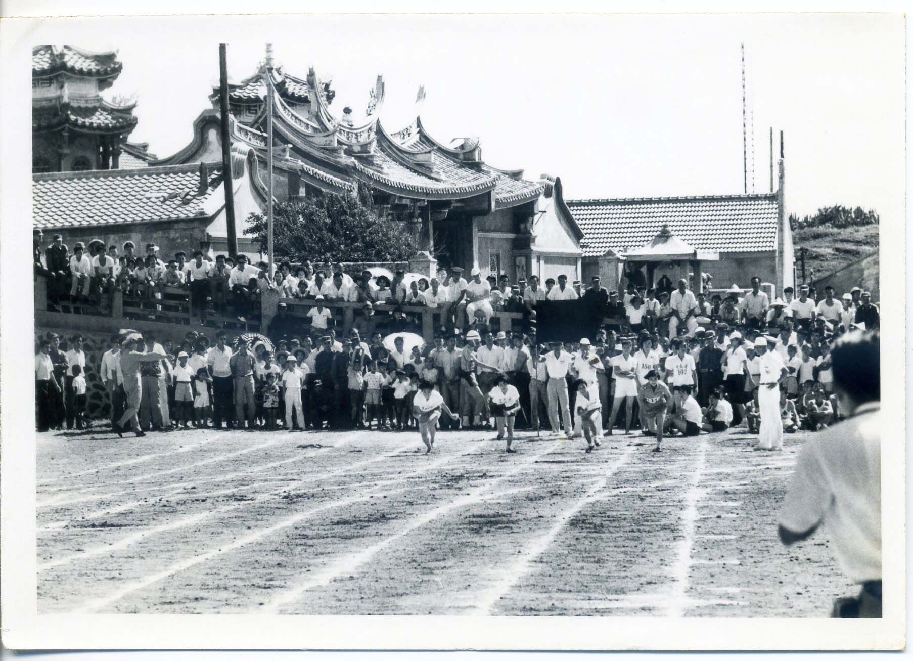 觀音亭：縣立運動場的時代